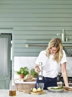 Cuisinart Gewürzmühle Silber -Bergs Potter Store cuisinart seasoning mill steel 3