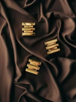 Cara Kerzenständer, Messing -Bergs Potter Store hilke collection cara kerzenstander 6