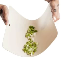 Schneidebrett Flexibel 2-er Set, Beige / Grau -Bergs Potter Store mareld mareld 2 pack flexible cutting board bioplastic beige 5